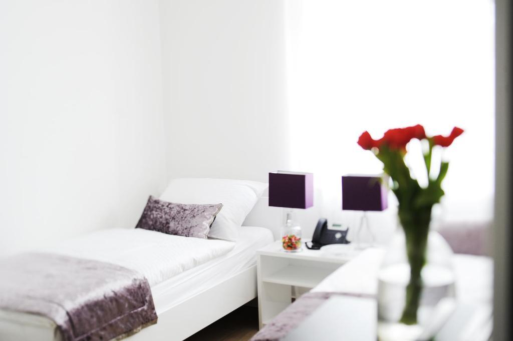 Garni Hotel Azur Ljubljana Chambre photo