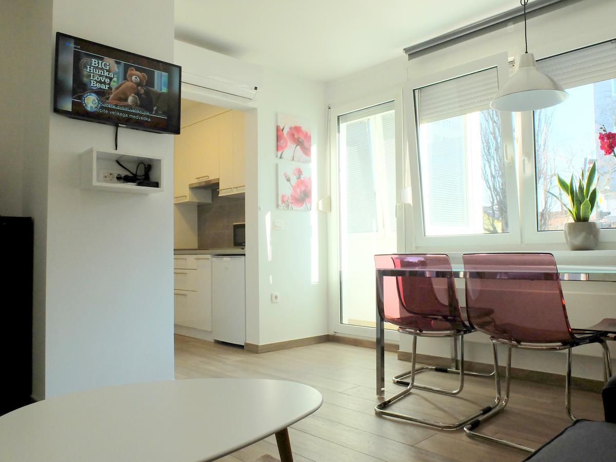 Garni Hotel Azur Ljubljana Extérieur photo